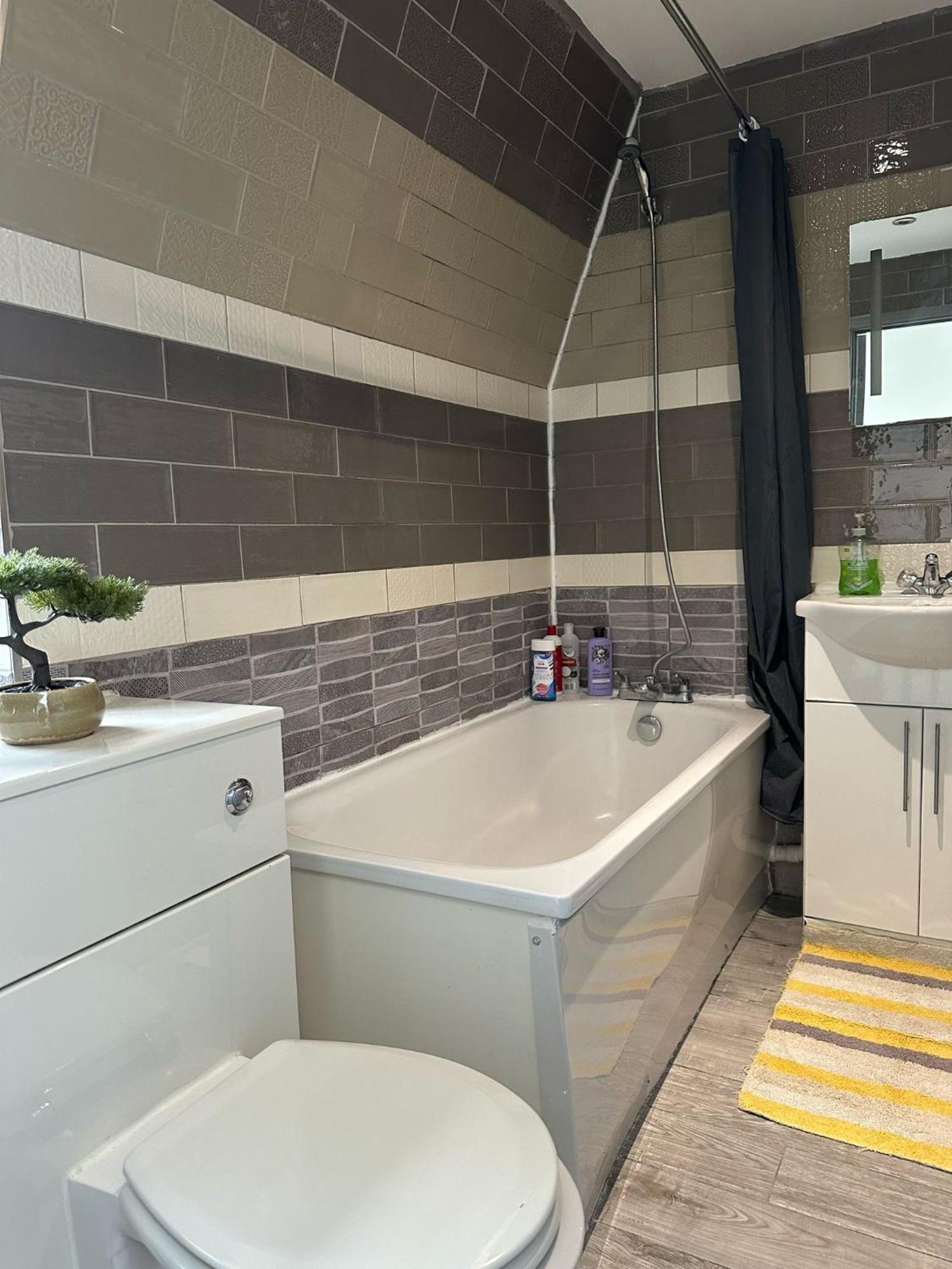 "Euston Comfort" 3 Bedroom Flat In Kings Cross, St Pancras!!!!118B London Exterior photo